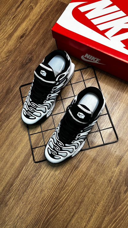 Air max Tn - Branco e Preto