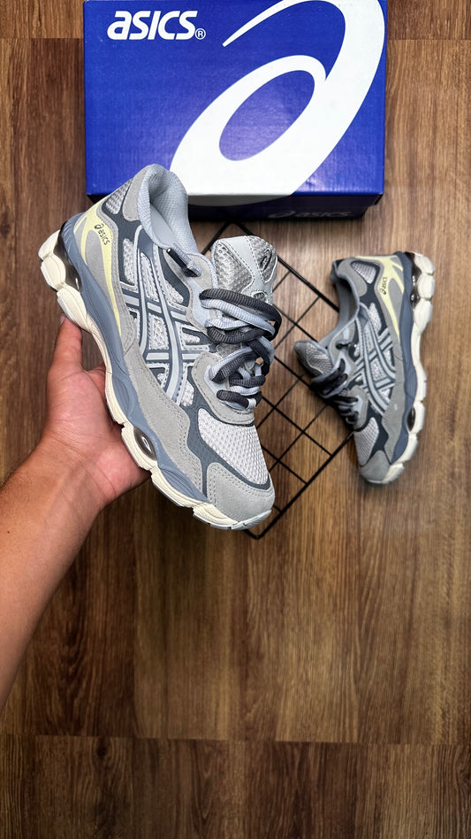 Asics - Cinza