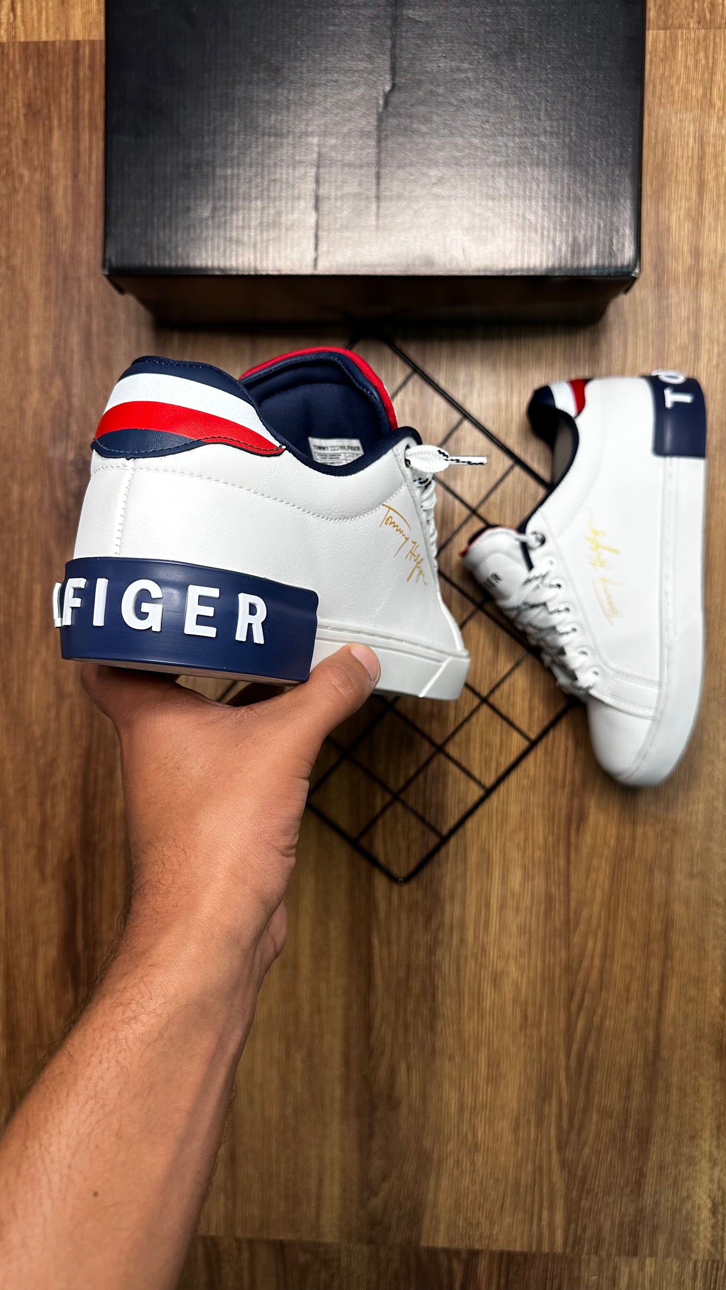 Tommy Hilfiger - Branco